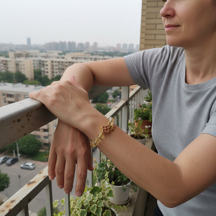 Bloomlight – Citrine Flower Pendant Bracelet for Confidence, Prosperity & Feminine Grace - Mountauk